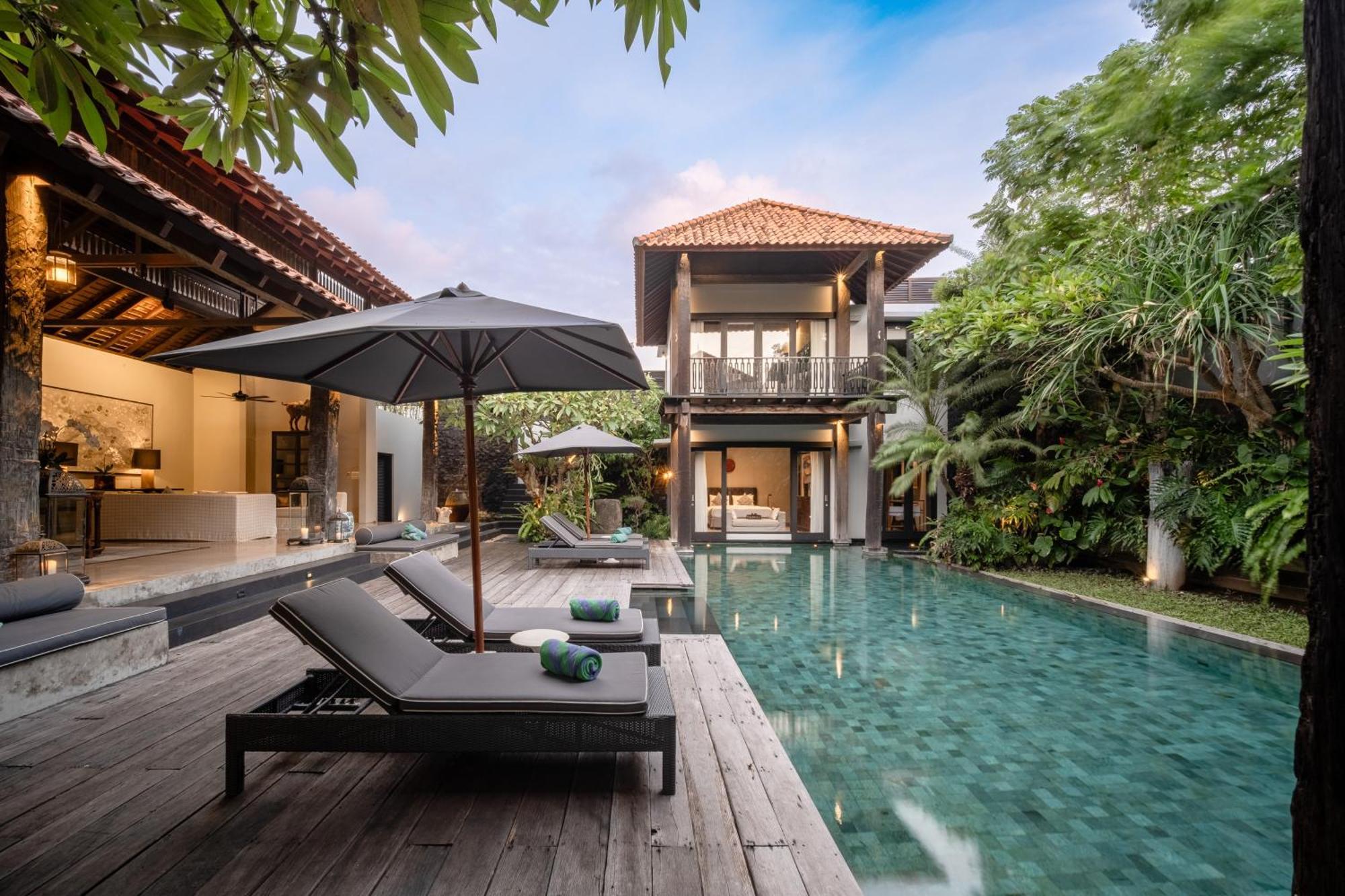 Villa De Suma - Fully Staffed Luxury Villa, Walk To The Beach! Семиньяк Экстерьер фото