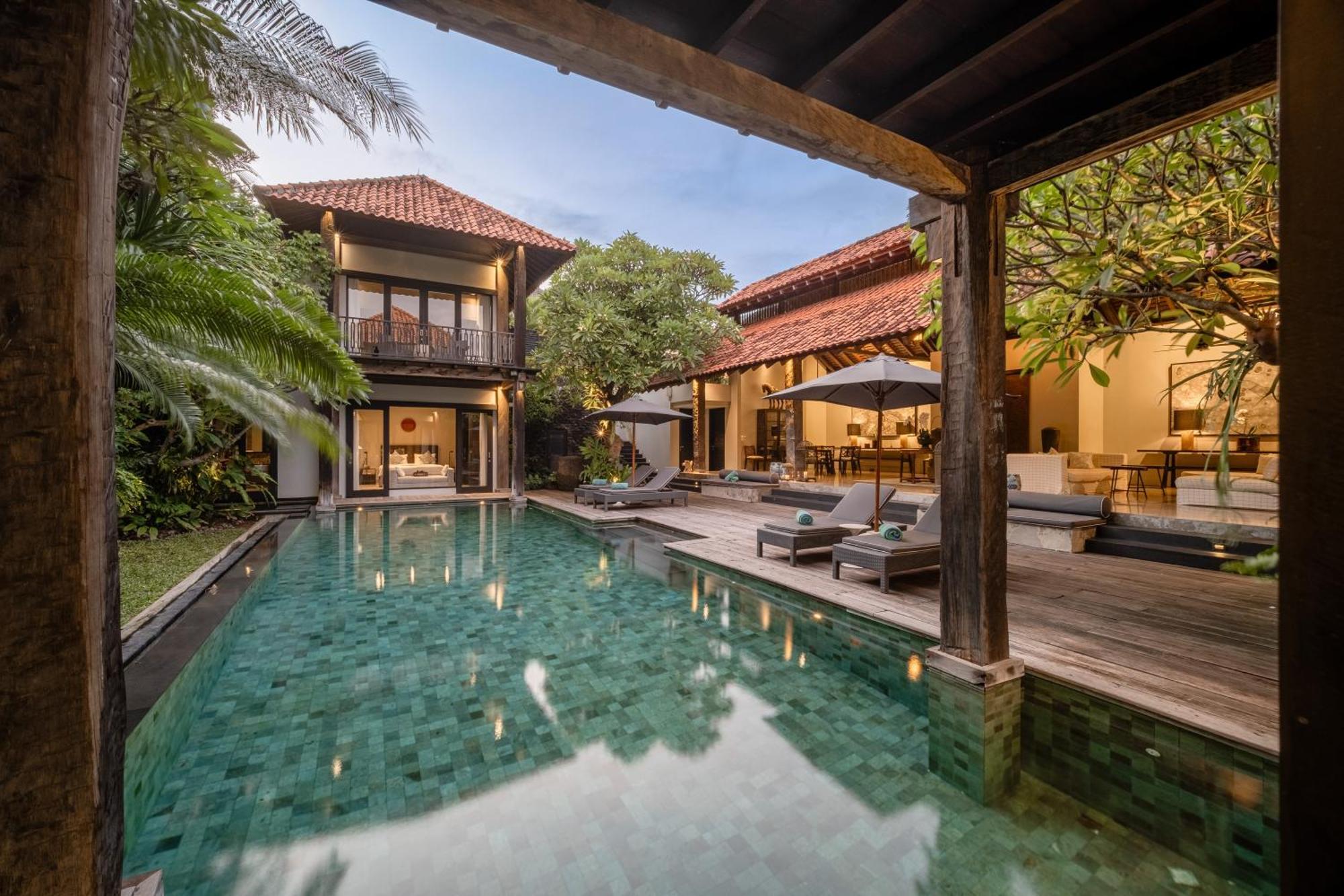 Villa De Suma - Fully Staffed Luxury Villa, Walk To The Beach! Семиньяк Экстерьер фото